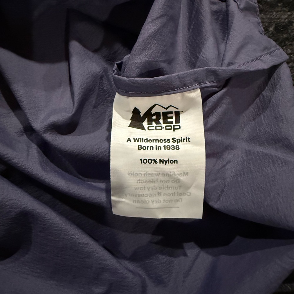 REI Women's Purple Jacket windbreaker XS - Picture 4 of 4